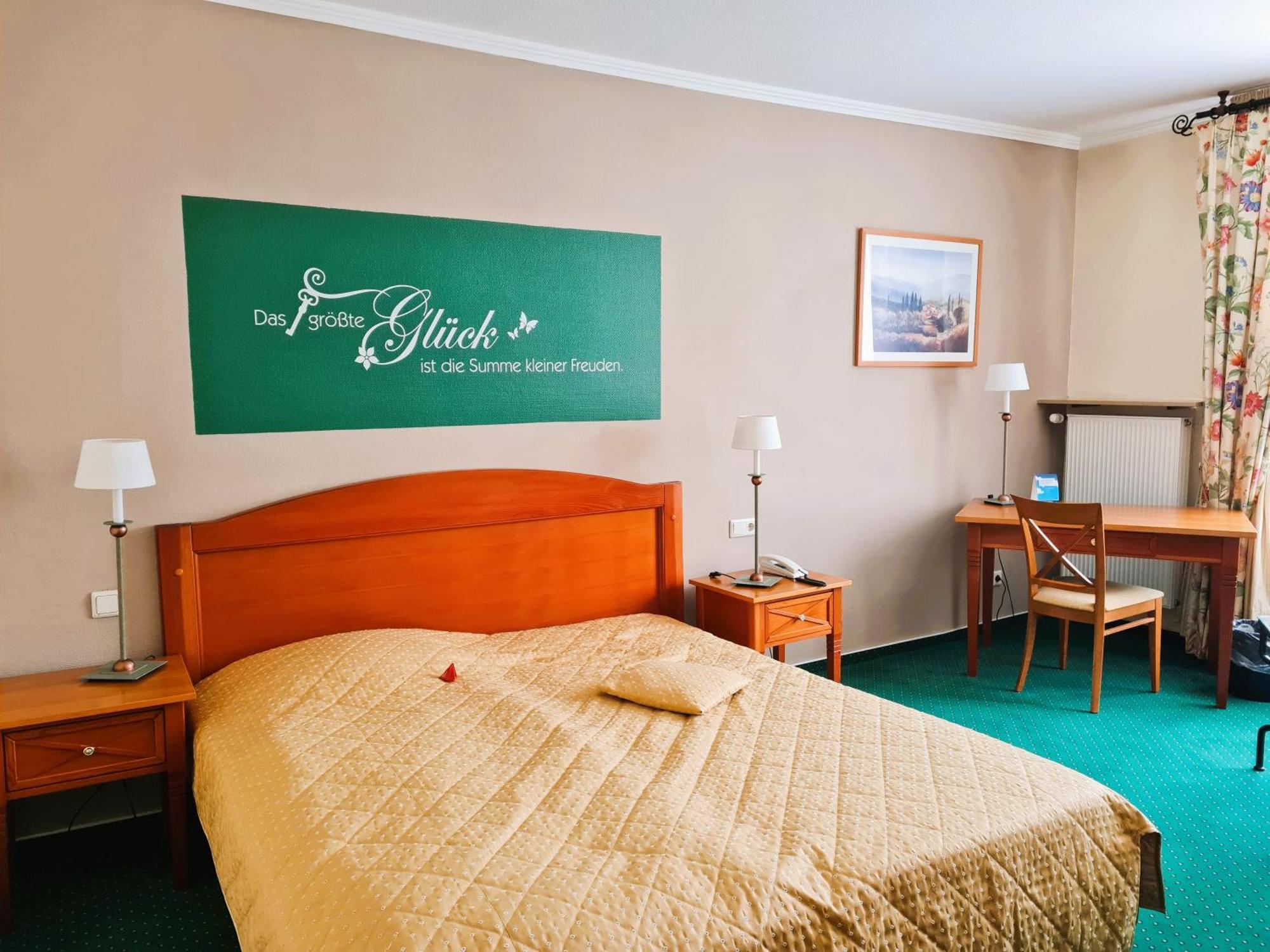 Hotel Zur Post Waldbreitbach Eksteriør billede